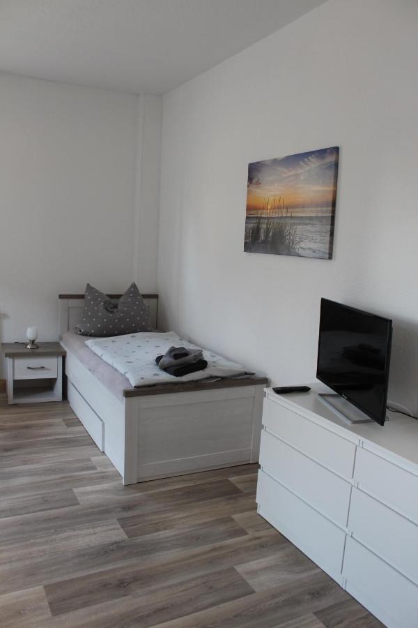 Ferienwohnung Funke F1 Fuer Monteure Apolda Bagian luar foto